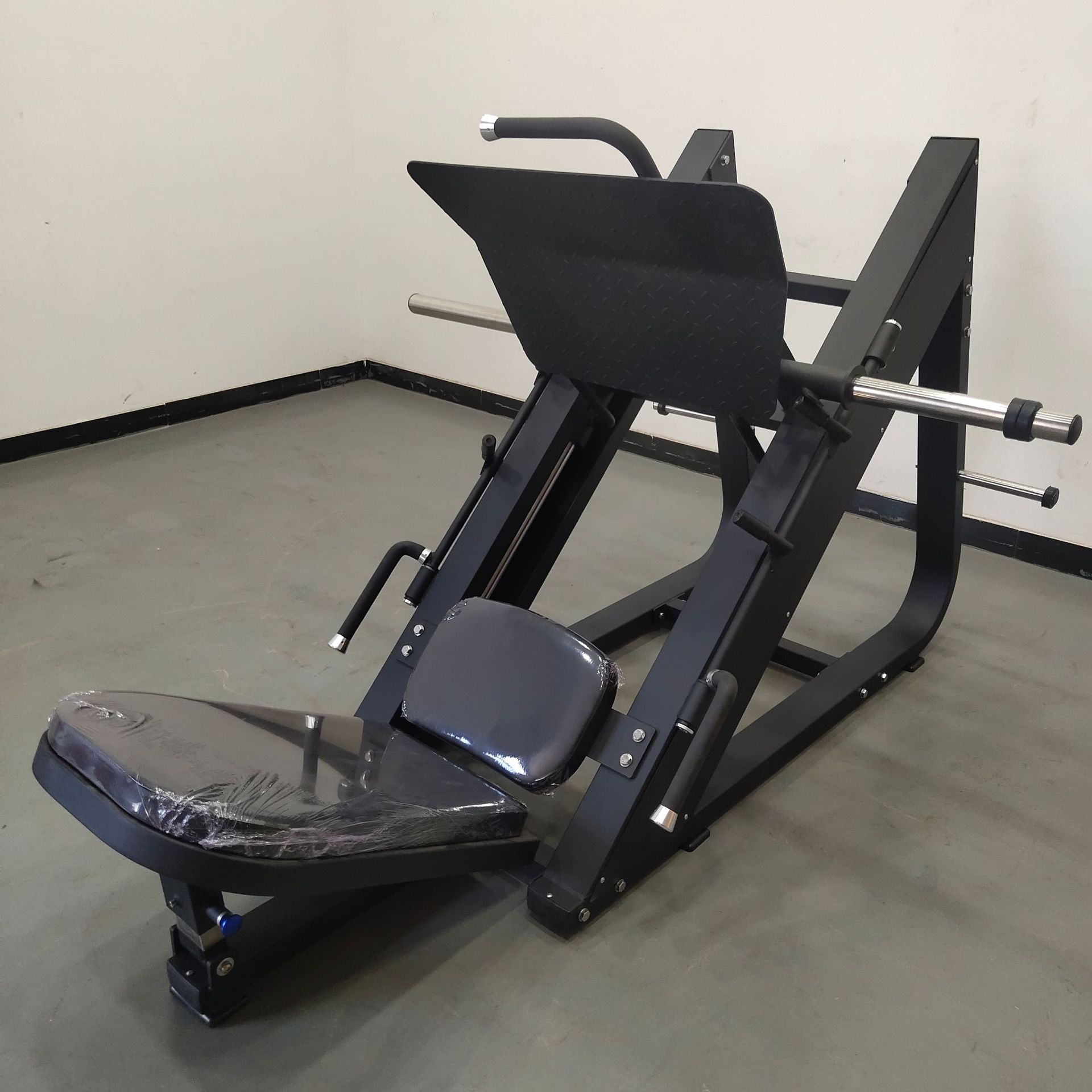 جهاز ضغط الساق بزاوية 45 درجة، - مراجعة Vertical Leg Press وسعره