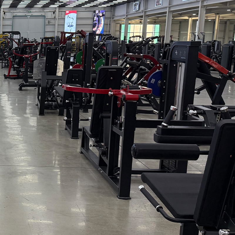 جهاز تدريب القوة متعدد المحطات - مراجعة Home Gym Equipment وسعره