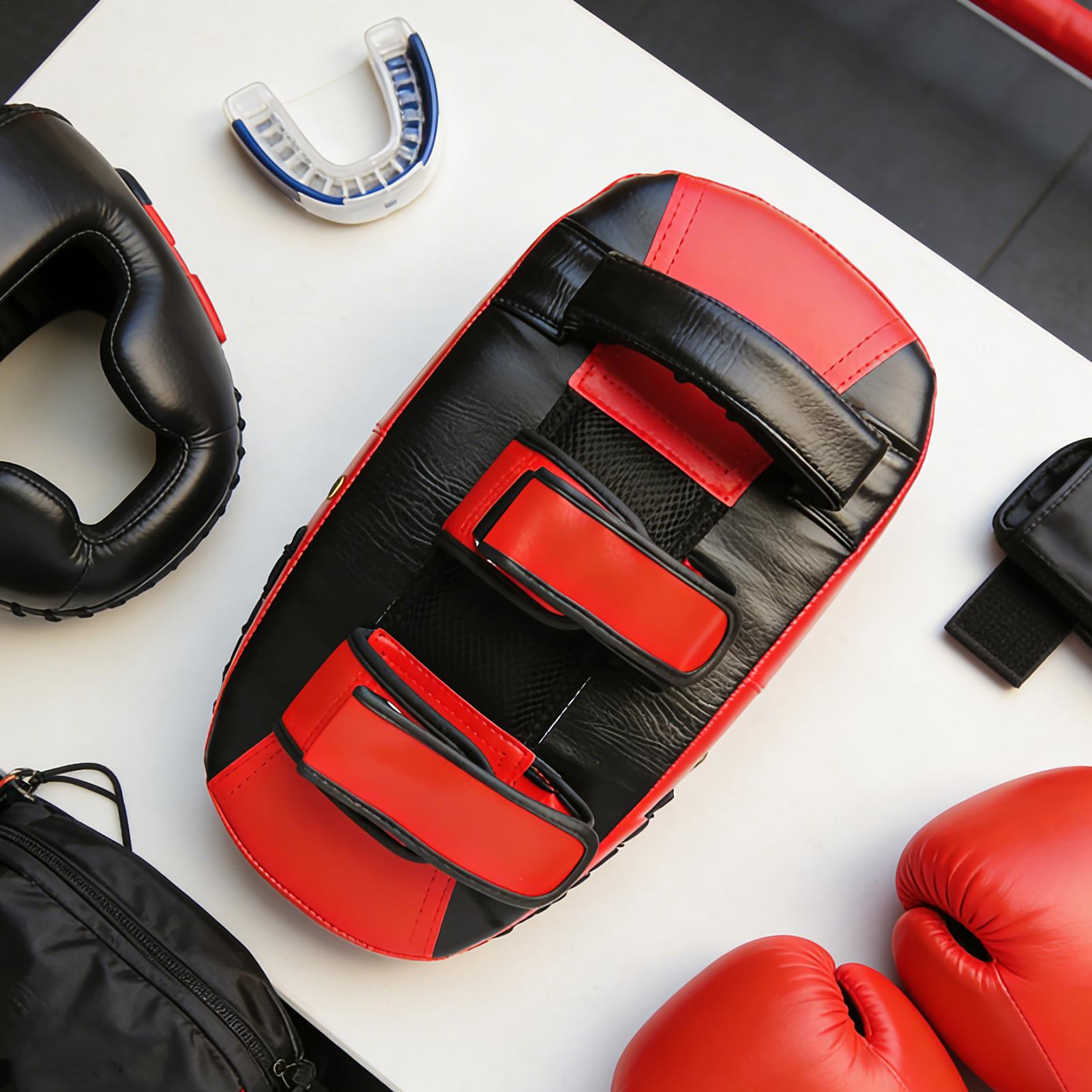 وسادات تدريب للملاكمة والكيك ب - مراجعة Home Gym Equipment وسعره